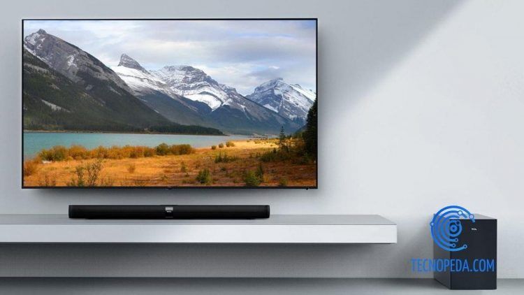 Barra de sonido conectada a tv