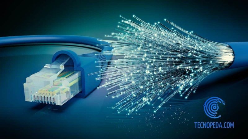 Cable de ADSL y Cable de Fibra Óptica